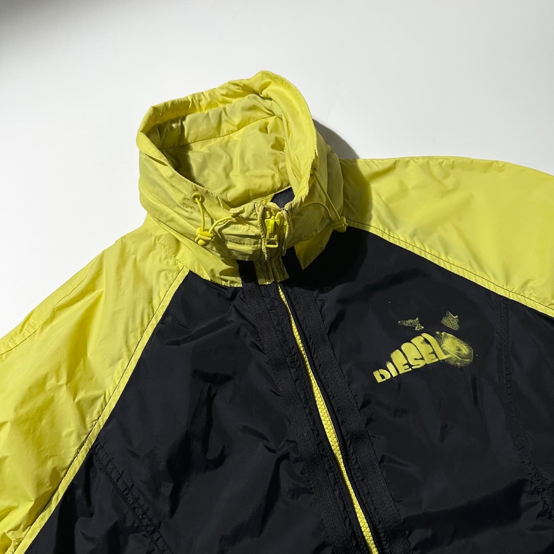 (매장판) 디젤 나일론 바람막이 자켓 상품이미지3