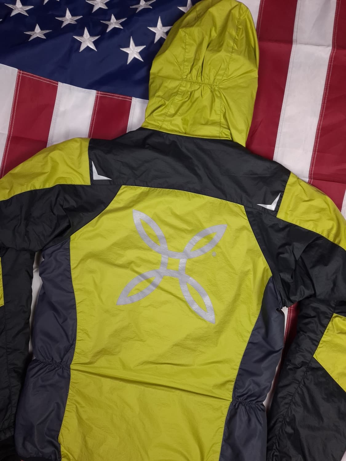 새제품급 오리지날 우먼용 몬츄라 스카이자켓 프리마로프트 상품이미지2