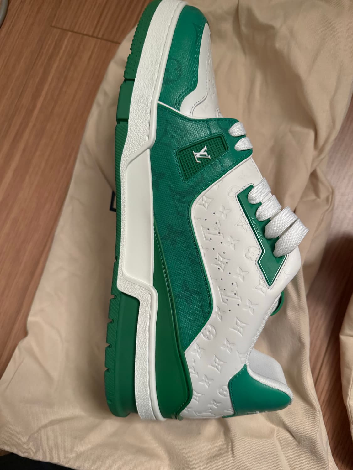 Louis vuitton LV Trainer Sneakers Green 상품이미지9