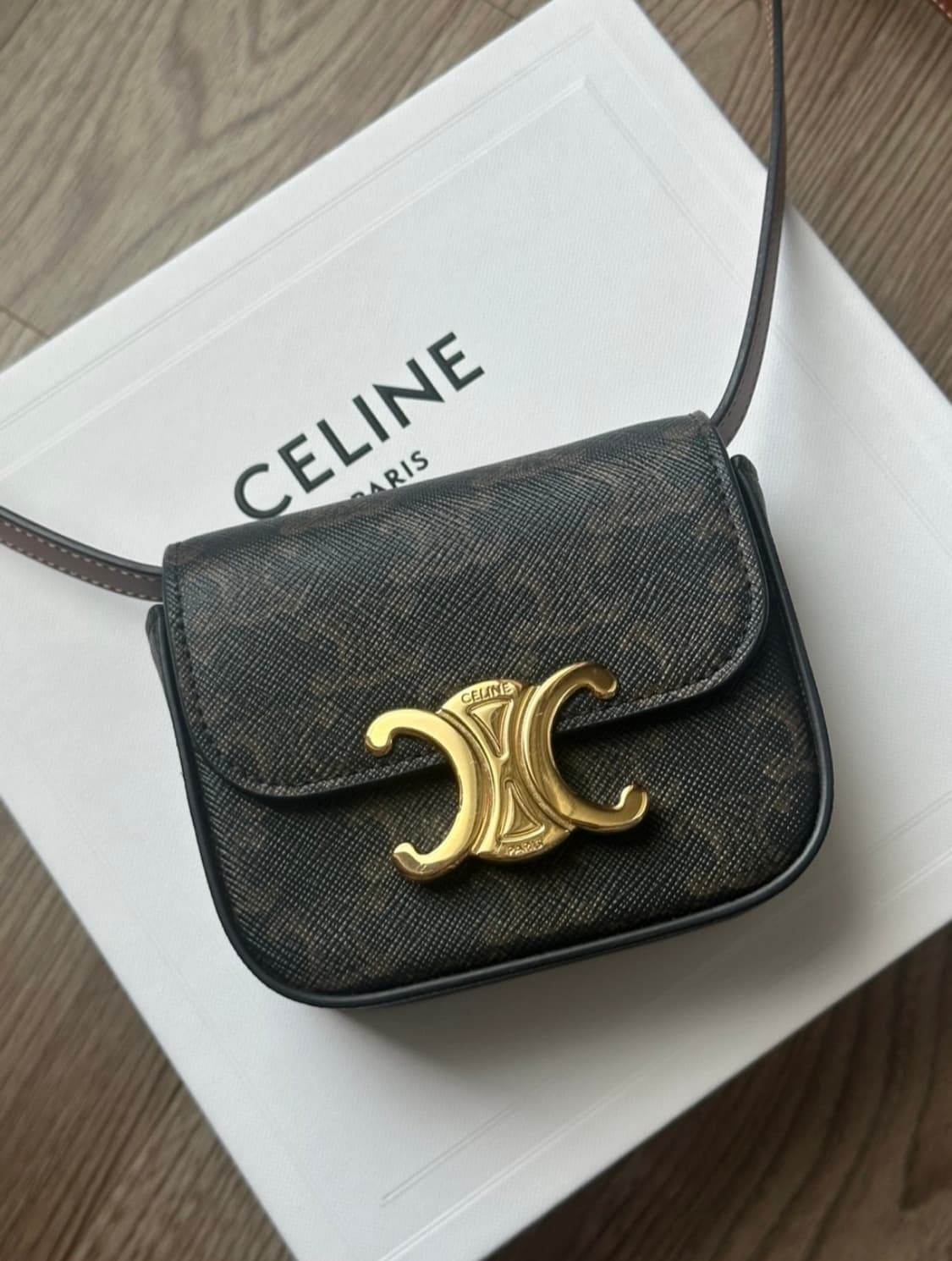 셀린느 미니백 상품이미지1