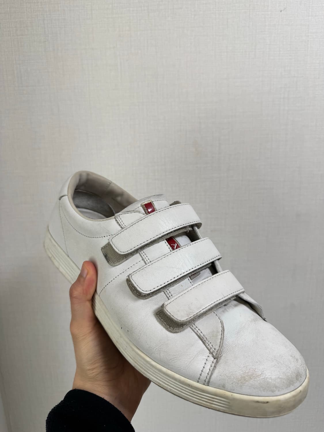 프라다 벨크로 스니커즈 상품이미지2