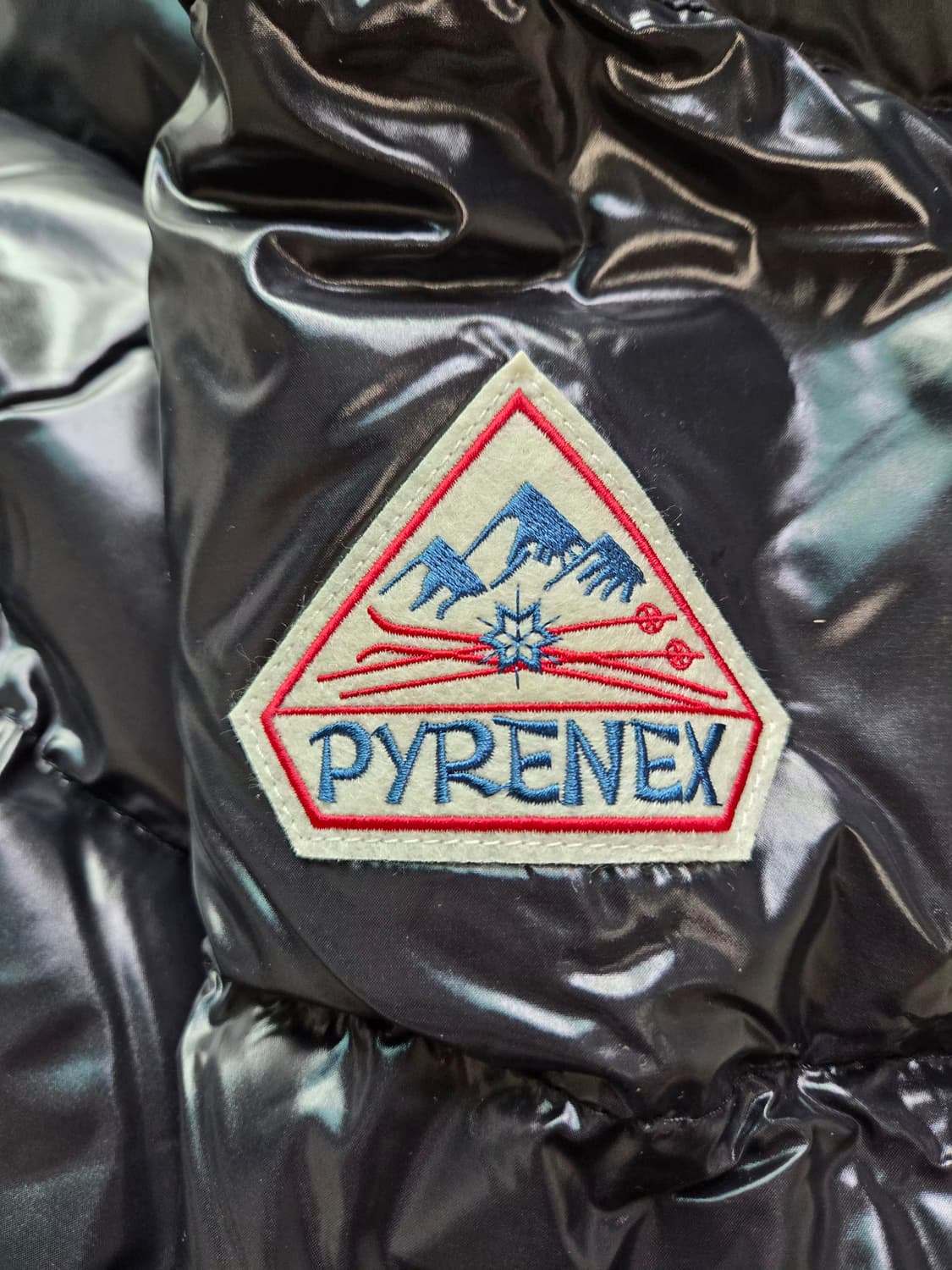 피레넥스 25fw 빈티지 미틱 블랙 L 새상품 상품이미지3