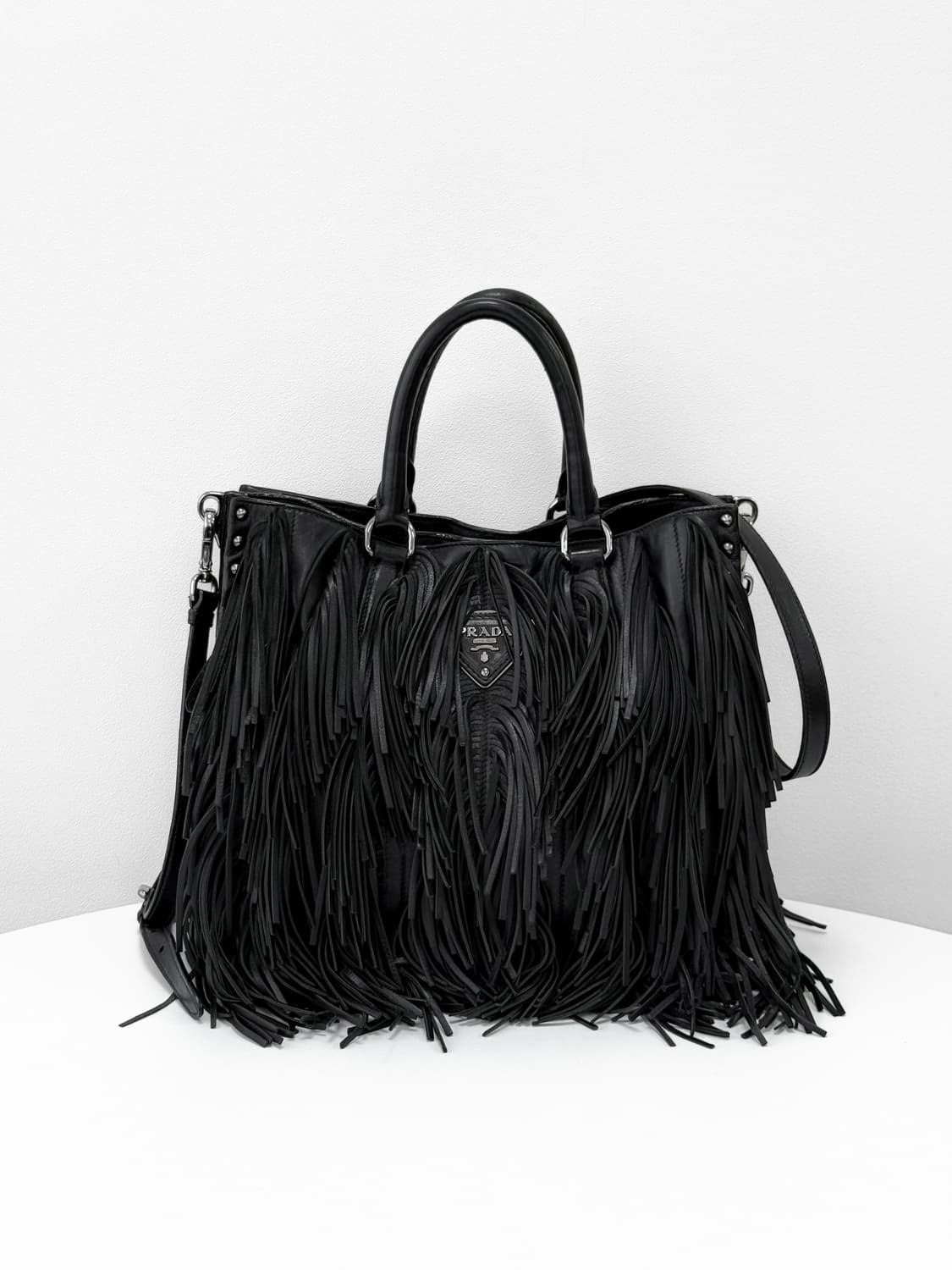 Prada Leather Fringe Tote Bag 상품이미지4