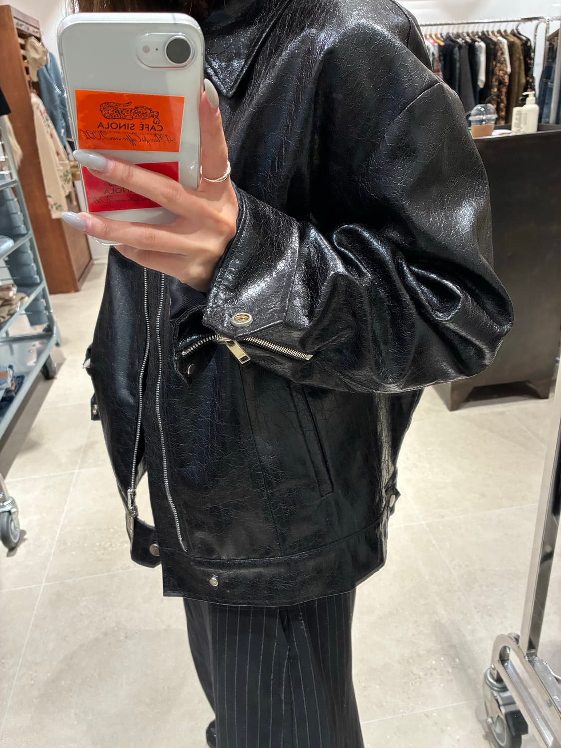 Noier 크랙 레더 자켓 상품이미지10