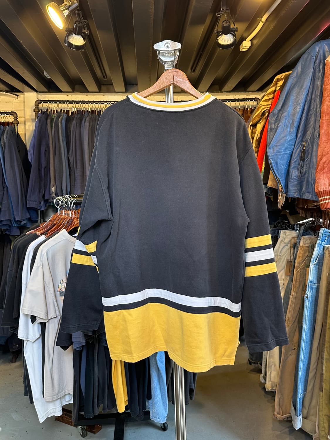 디즈니 미키마우스 자수 스웻 셔츠 상품이미지2