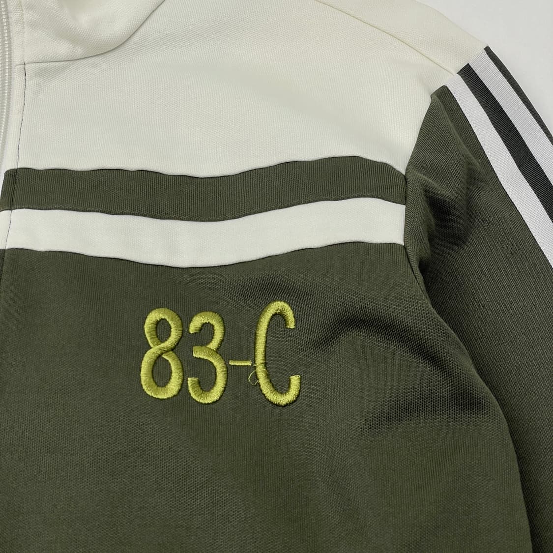 아디다스 희귀 져지 83-c 화이트 카키 105 상품이미지5