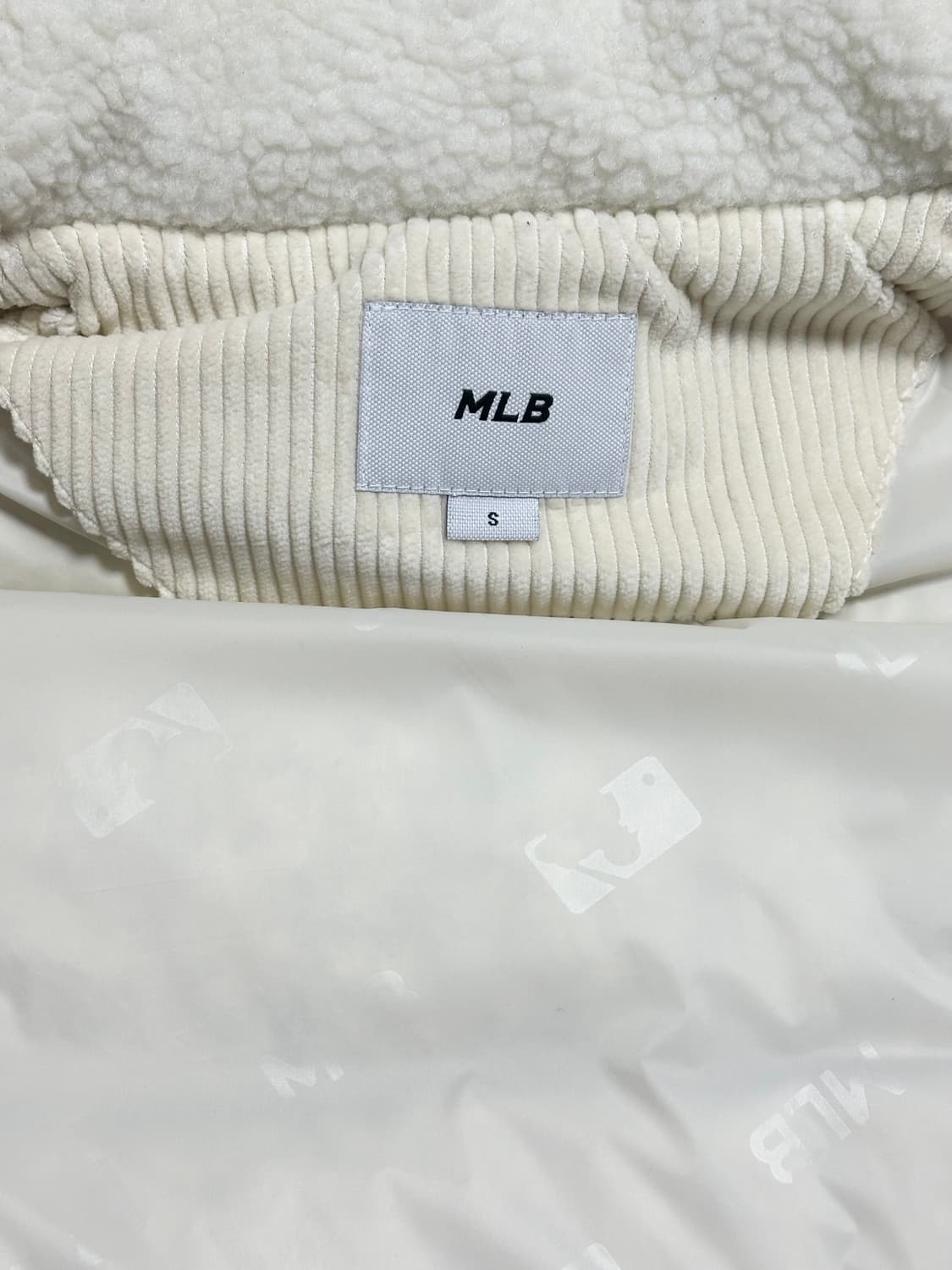 엠엘비(MLB) 코듀로이 패딩조끼 상품이미지3