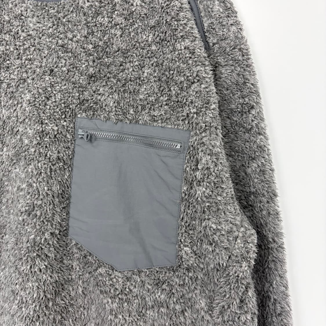 유니클로 엔지니어드 가먼츠 플리스 후리스 티셔츠 상품이미지5