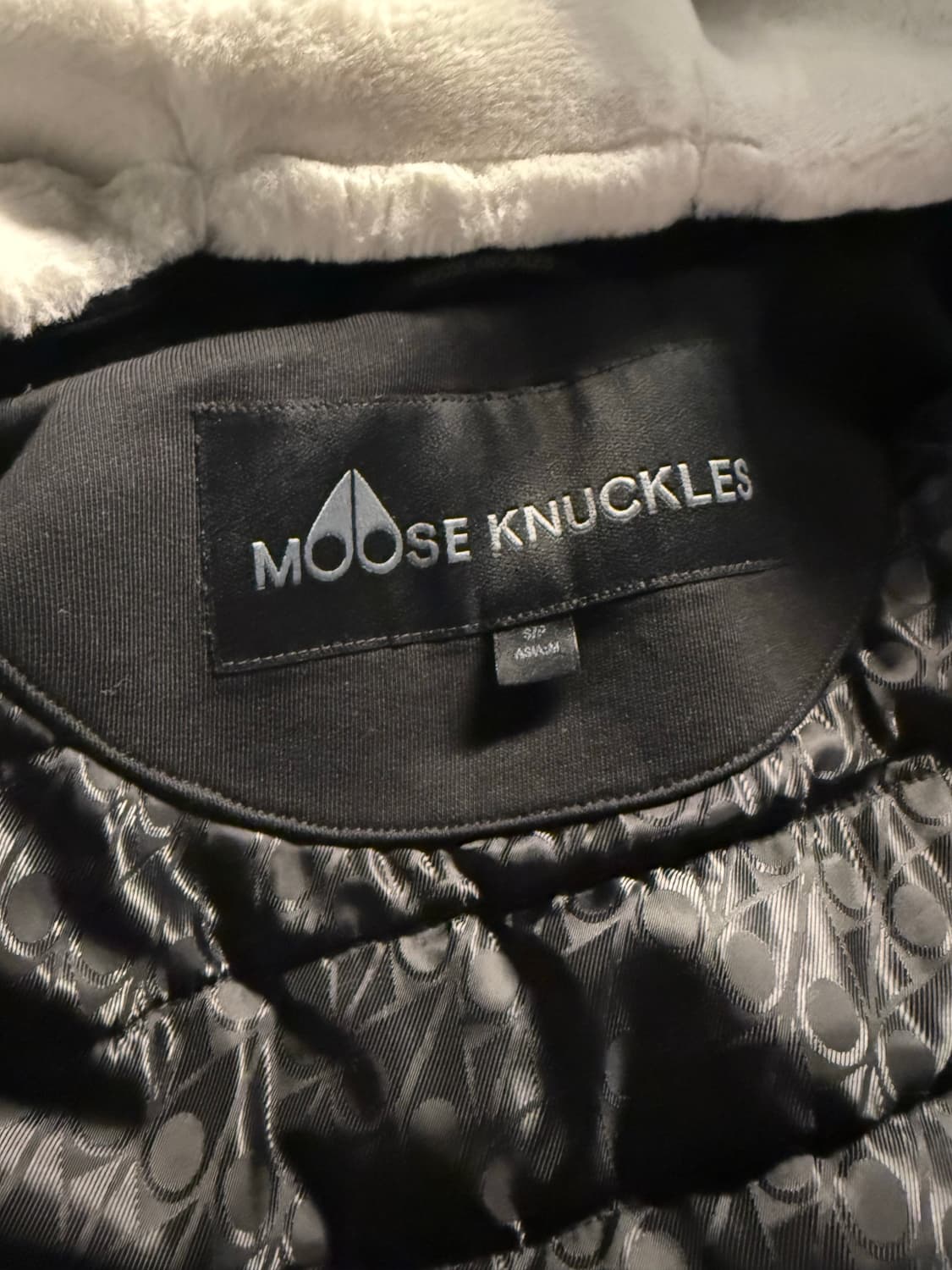 무스너클 버니스웨터 남성 m 상품이미지4