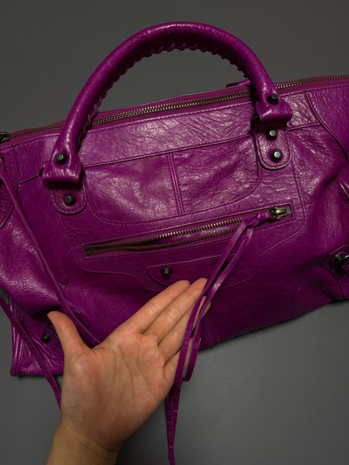 발렌시아가st 모터백 상품이미지4