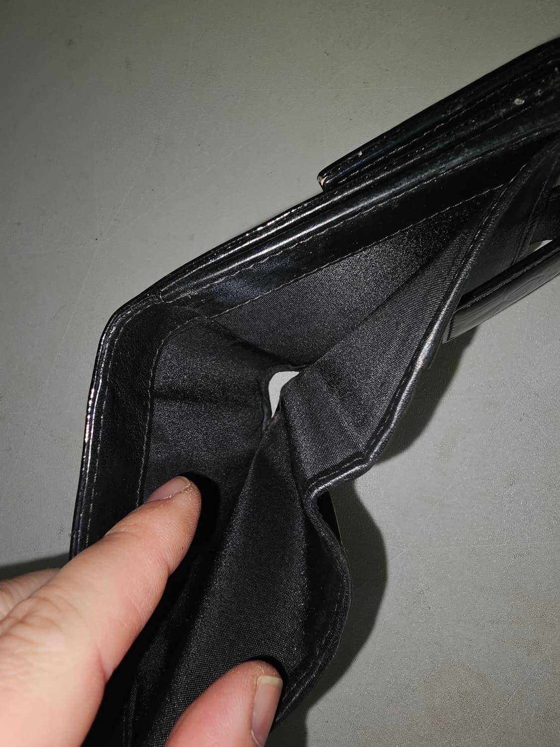 크리스찬 디올 페이던트 반지갑 상품이미지7