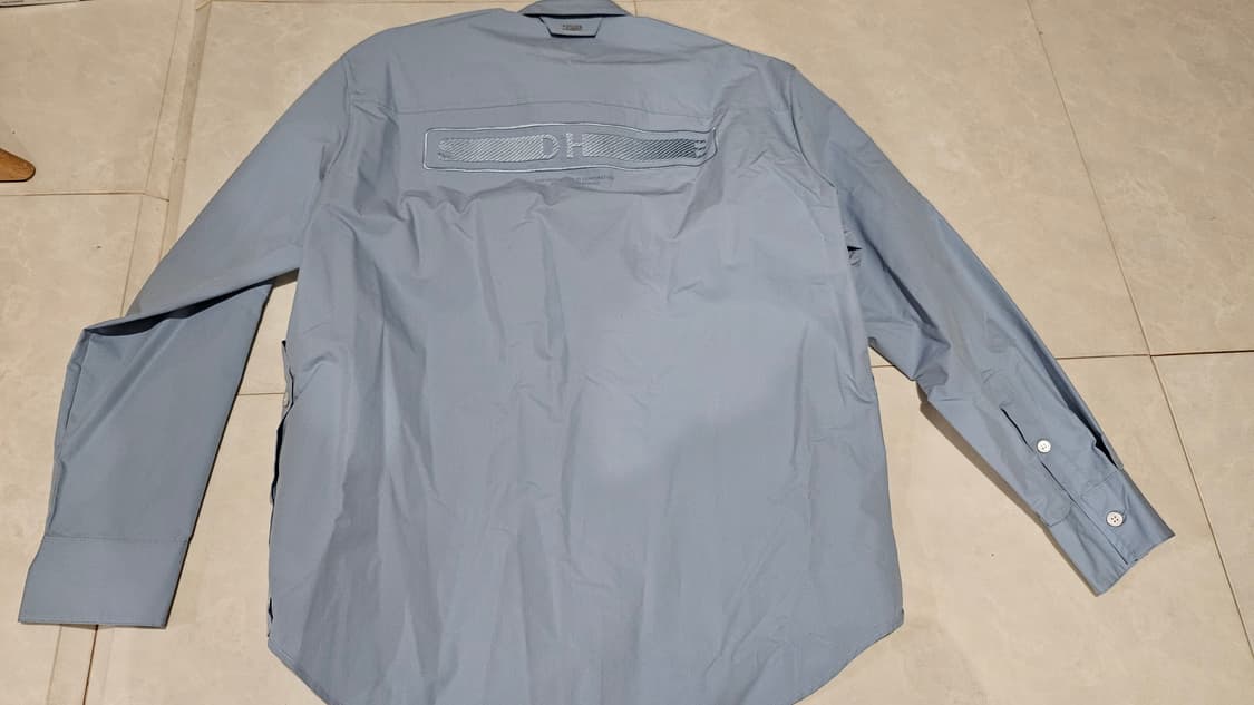 [48] 솔리드옴므 백로고 블루 긴팔 셔츠 상품이미지2