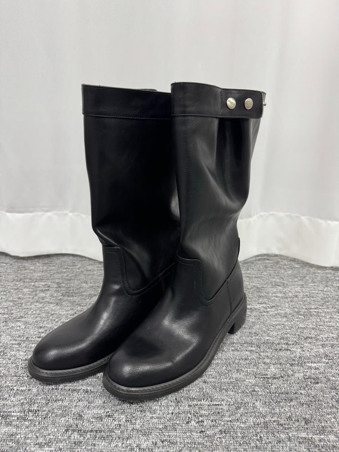 코모레비뮤지엄 리얼 소가죽 부츠 250사이즈 상품이미지1