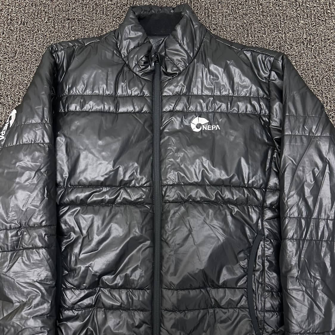 NEPA 네파 경량 패딩 블랙 100(L) 상품이미지2