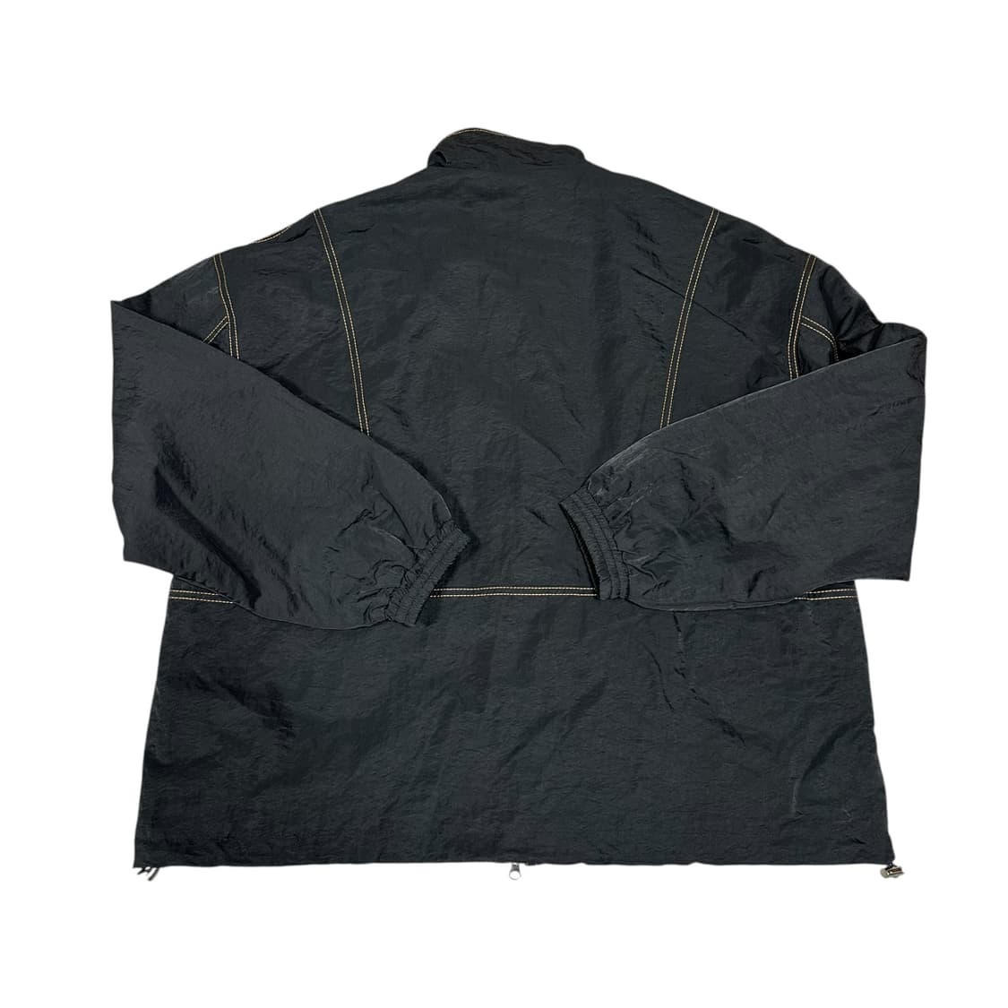 ✨ (바배) 스티치 블랙 바람막이  상품이미지2