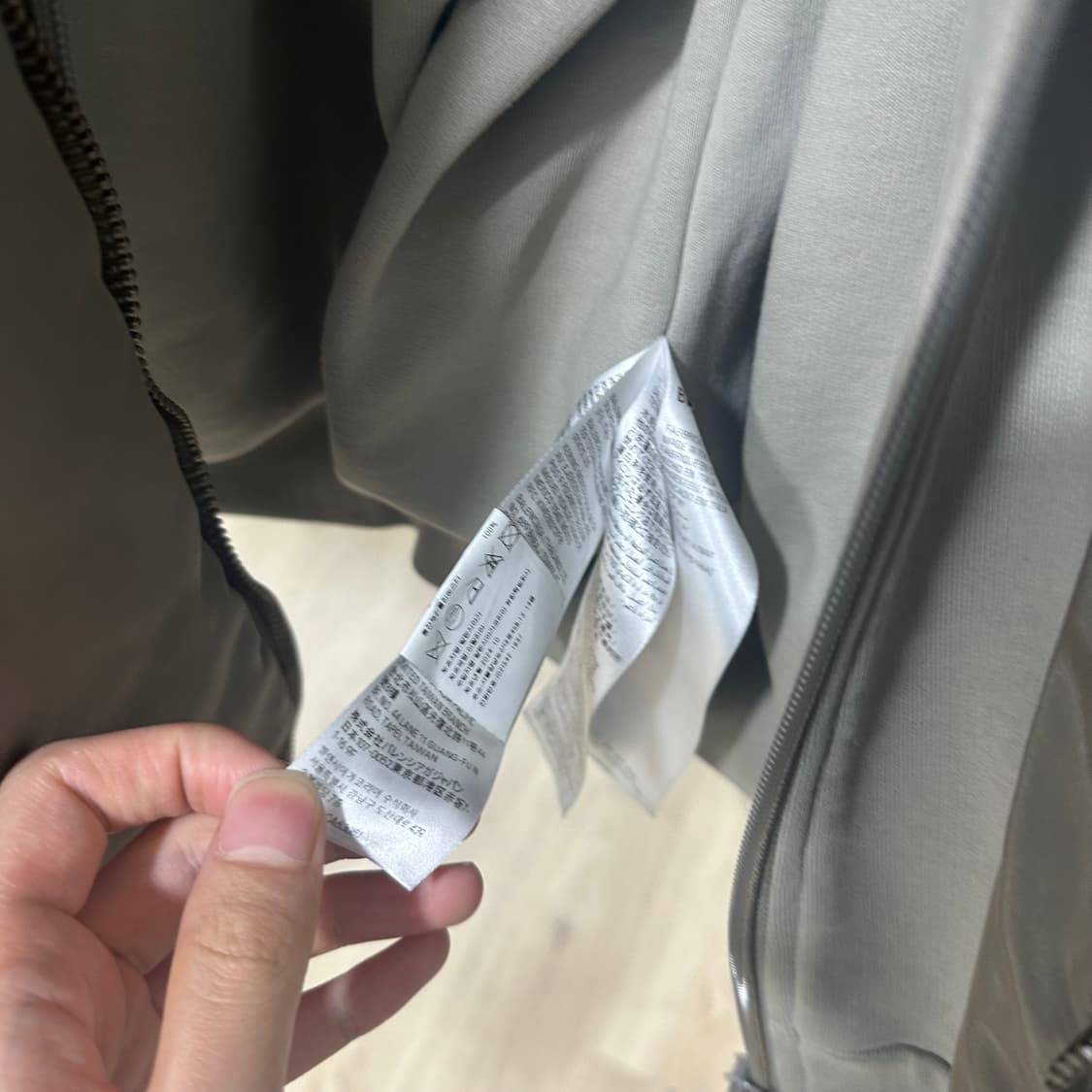 [2] 발렌시아가 파리 올인 봄버 상품이미지8