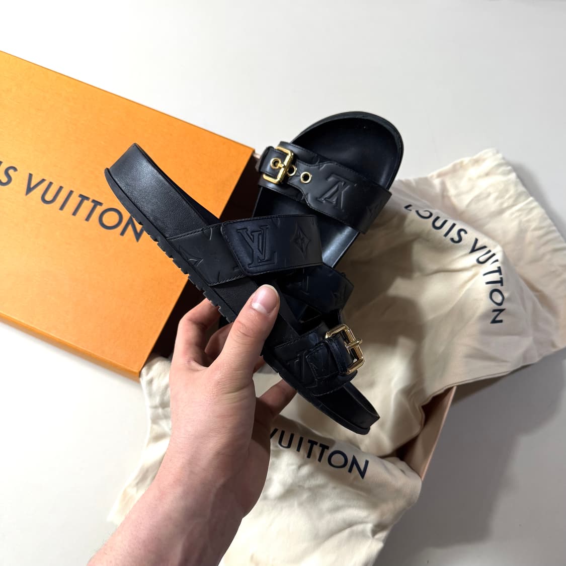 [백화점판/38]루이비통 봄 디아 플랫 컴포트 뮬 슬리퍼 / 샌들 상품이미지4