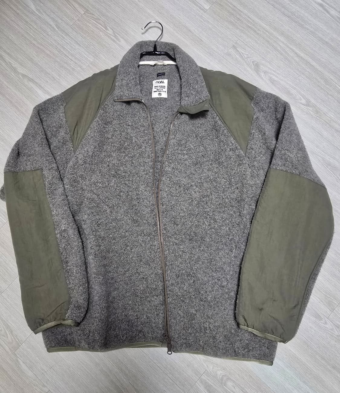 나나미카 보일드 울 집업 후리스 코요테
- xl 사이즈 상품이미지1