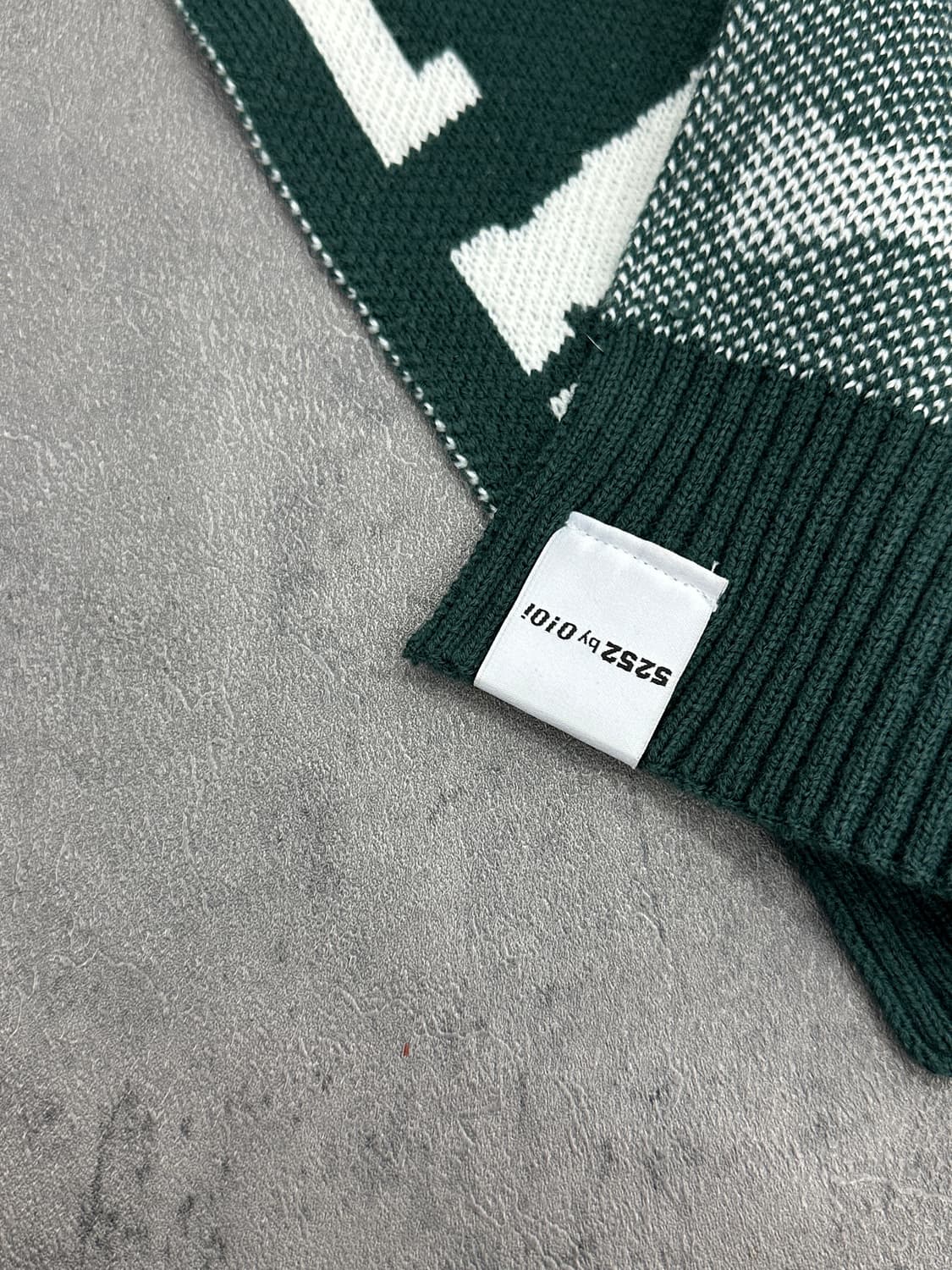 오아이오아이 5252 머플러 상품이미지2