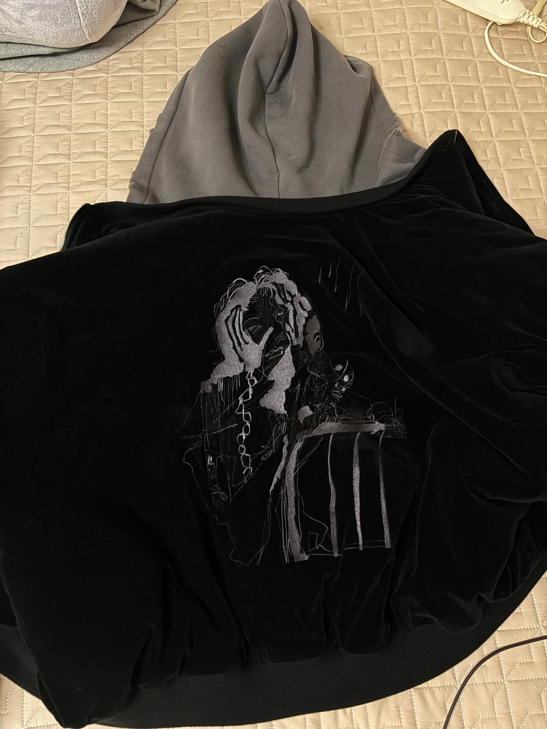 에모스탠스클럽 벨벳 봄버 상품이미지4