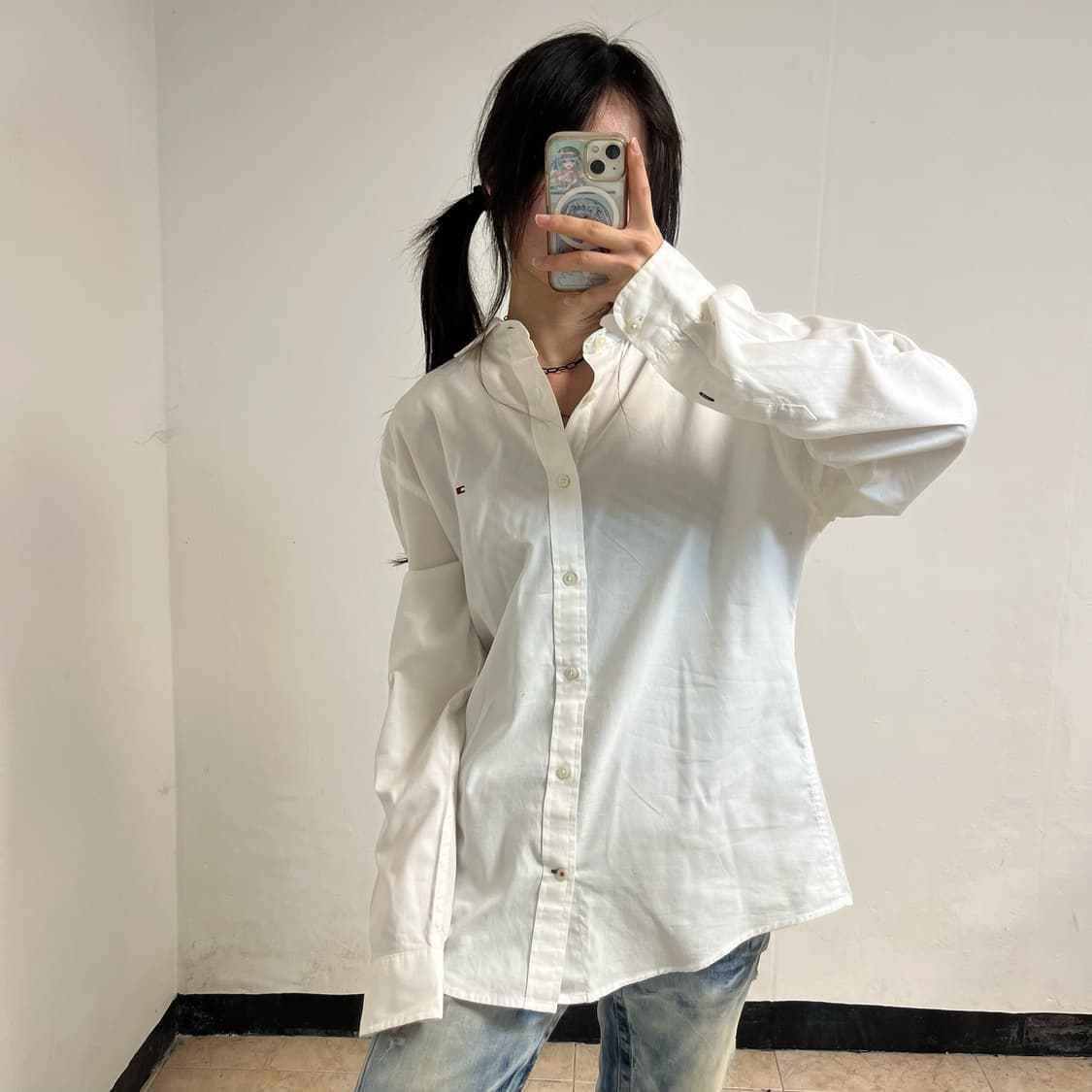 Tommy Hilfiger White Shirt 상품이미지1