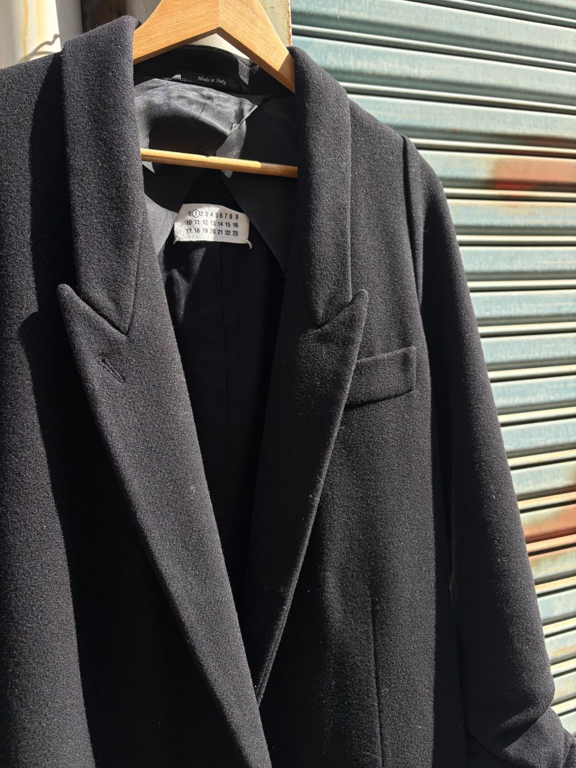 메종마르지엘라 셔링 소매 코트 블랙코트  상품이미지3