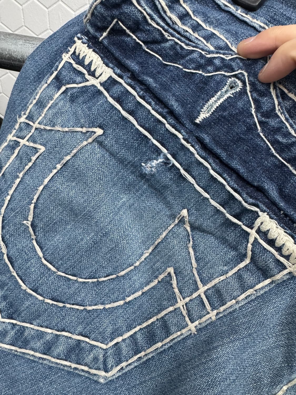 트루릴리전 빌리 슈퍼티 스티치 데님팬츠 상품이미지5