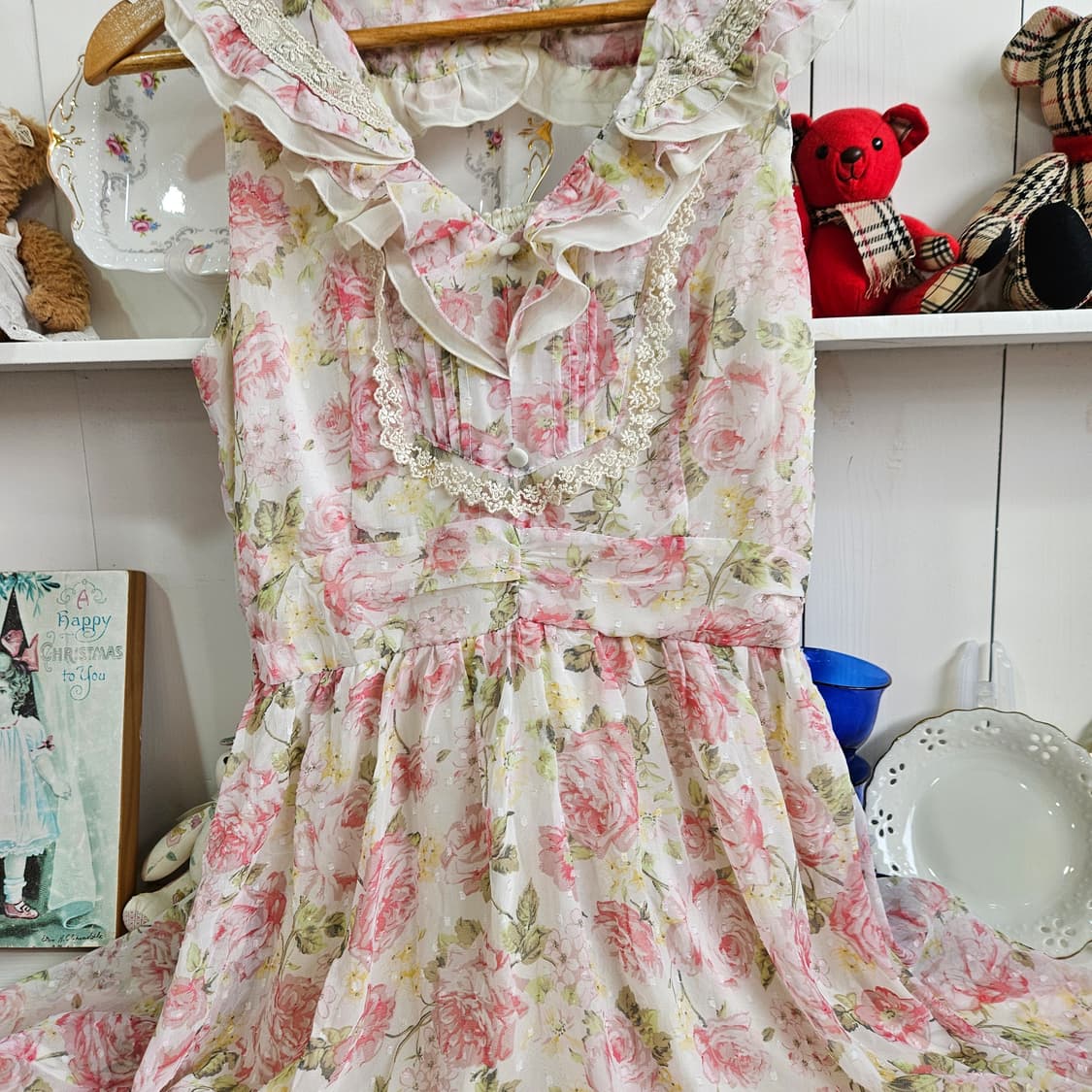 엑시즈팜(axes femme) 로즈 쉬폰 프릴 원피스 상품이미지3