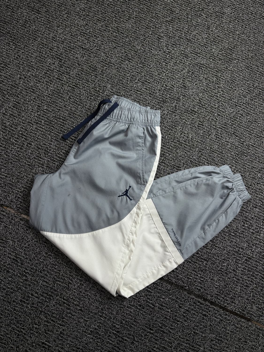 조던 파리셍제르망 나일론 우븐 와이드 스텔스 트랙 팬츠 2031 상품이미지1