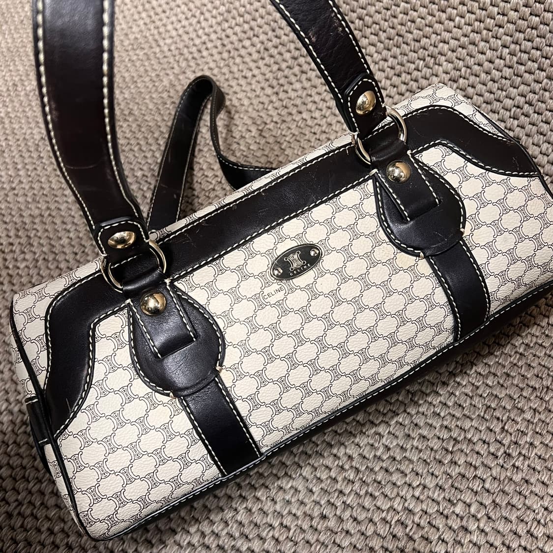 셀린느 마카담 캔버스 숄더백 상품이미지4