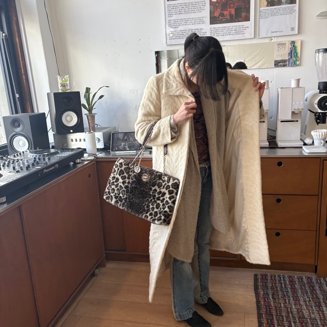 DKNY 디캔앤와이 레오파드 백 상품이미지2