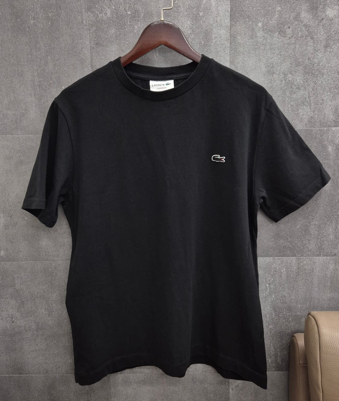 LACOSTE 라코스테 클래식핏 반팔티 블랙 US M 상품이미지1