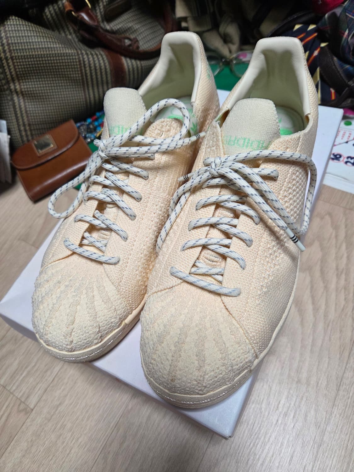 (새상품)휴먼메이드 아디다스 슈퍼스타 니트  상품이미지5