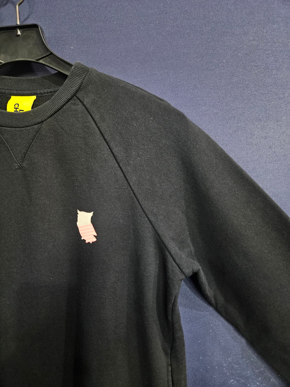 럭키슈에뜨 블랙 남성 오버핏 95 맨투맨  상품이미지4