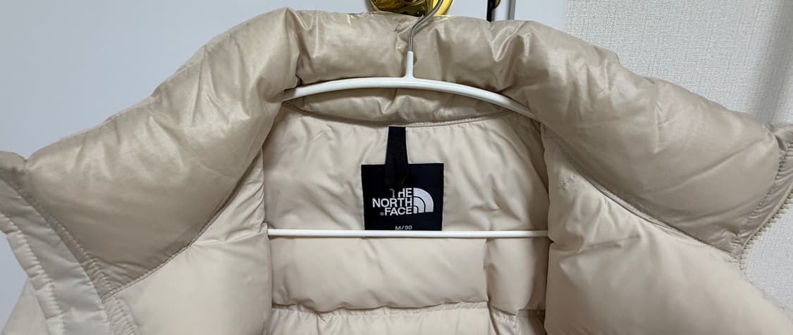노스페이스 눕시 숏패딩 샌드베이지 90(M) NJ1DQ86C 상태매우좋음 상품이미지6