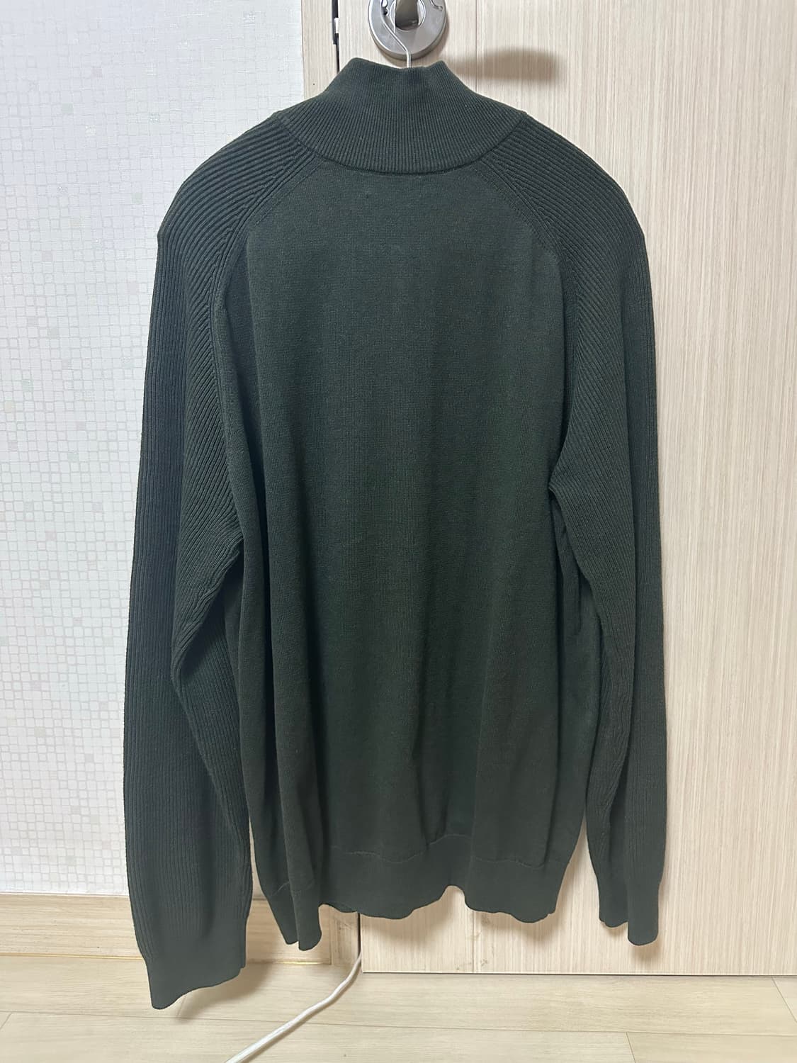 마시모두띠 26s니트집업 새상품 상품이미지3