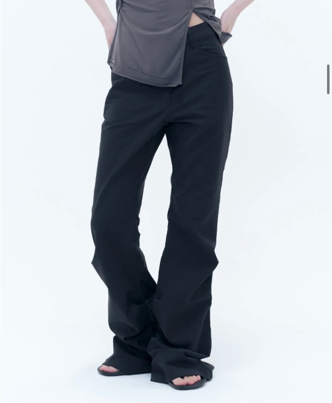 미세키서울 코튼 셔링 부츠컷 팬츠 블랙 2사이즈 상품이미지3