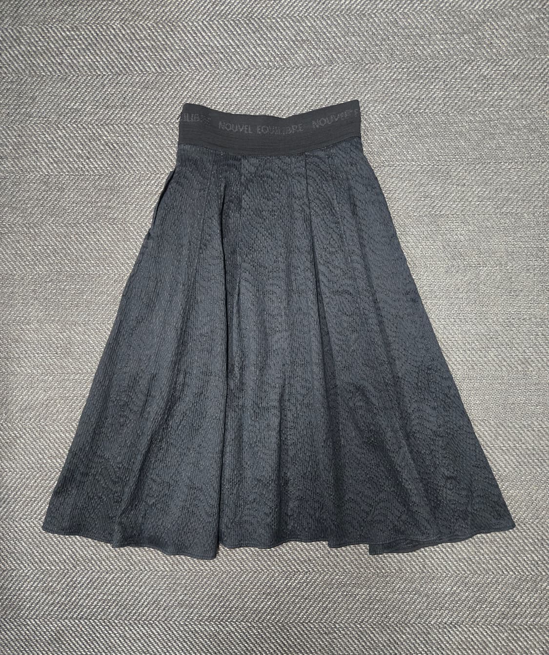 한섬 시스템 23ss SYSTEM 블랙 플레어 스커트 밴딩스커트 상품이미지2