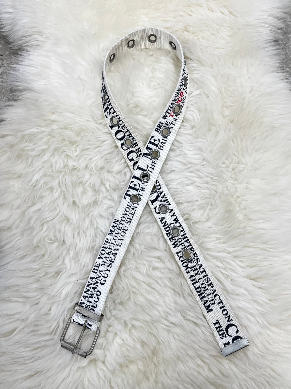 y2k 레터링 펀칭 버클 벨트 상품이미지1