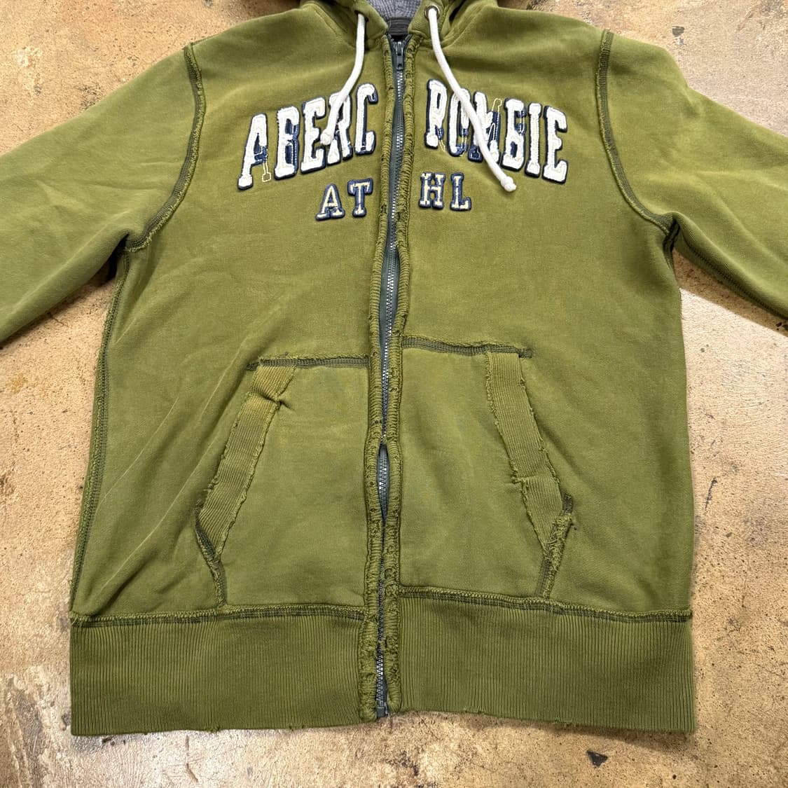 아베크롬비 카키 말차 후드집업 상품이미지4