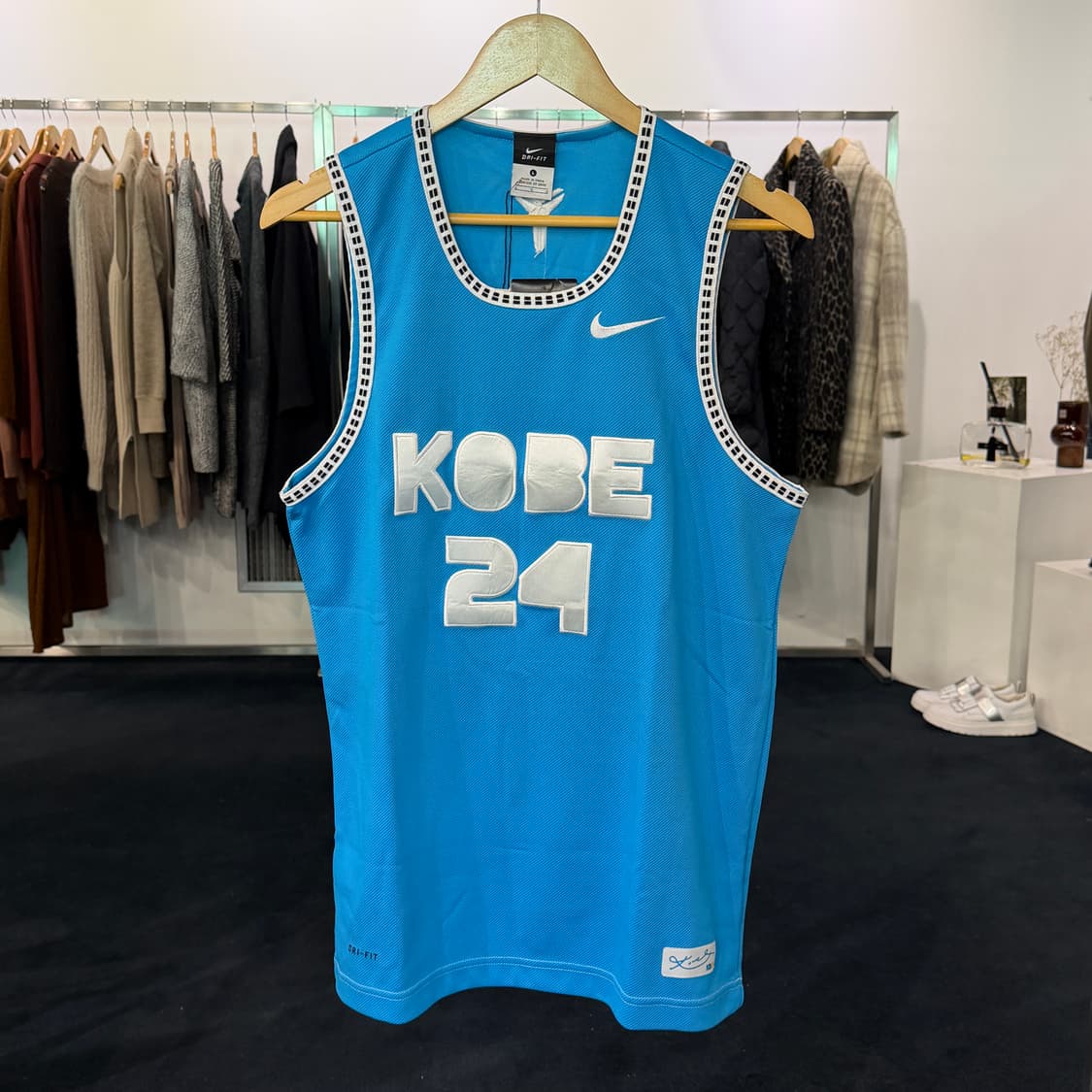 [L] 나이키 코비 브라이언트 져지  상품이미지2