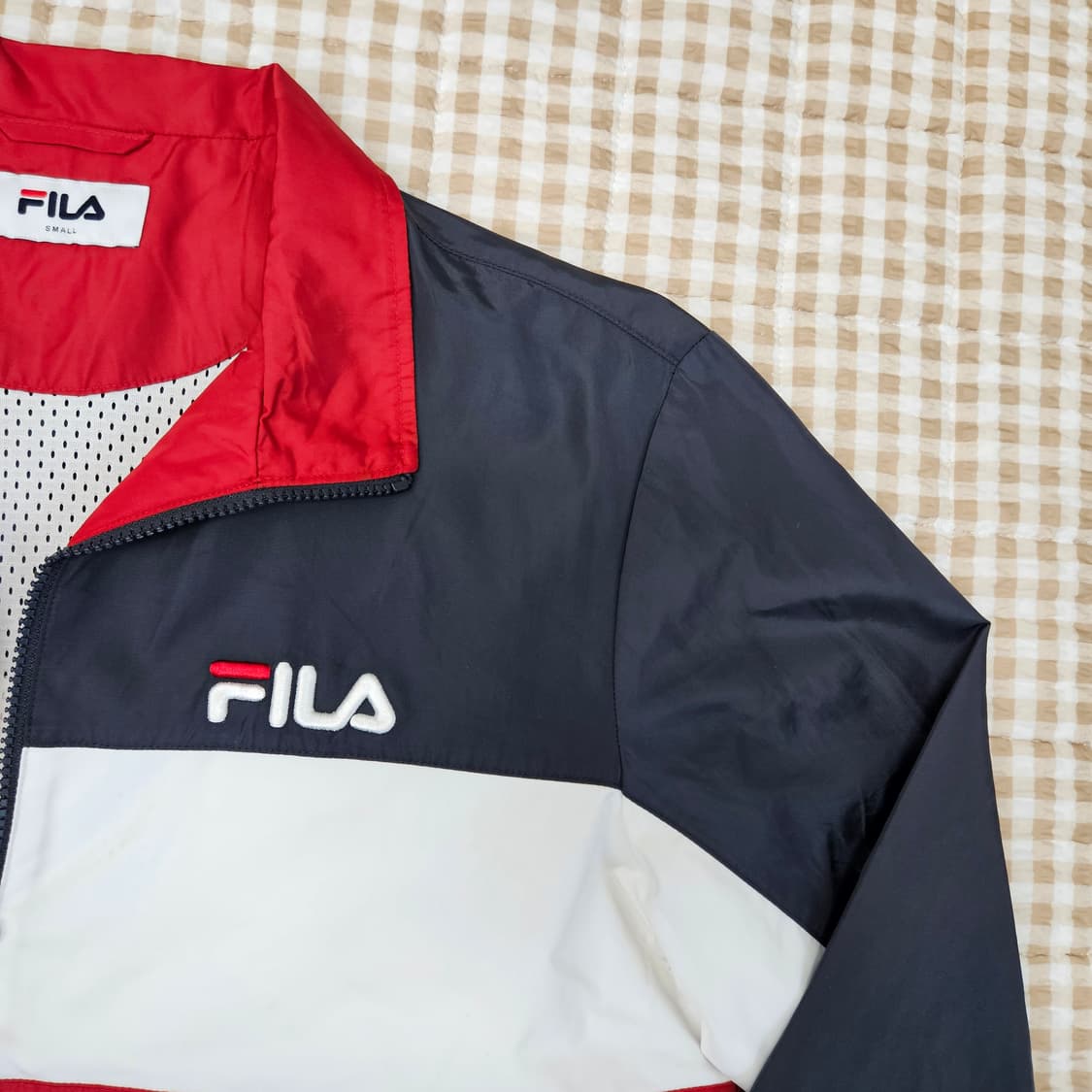 휠라 3단블로킹 바람막이 자켓 남자100 상품이미지4