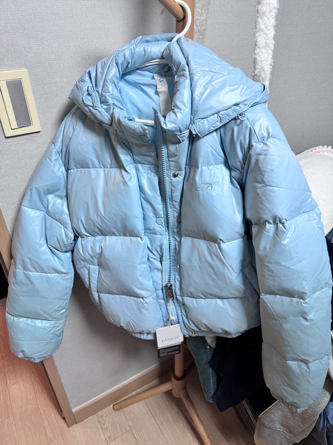 새상품 타낫 푸퍼패딩 상품이미지2