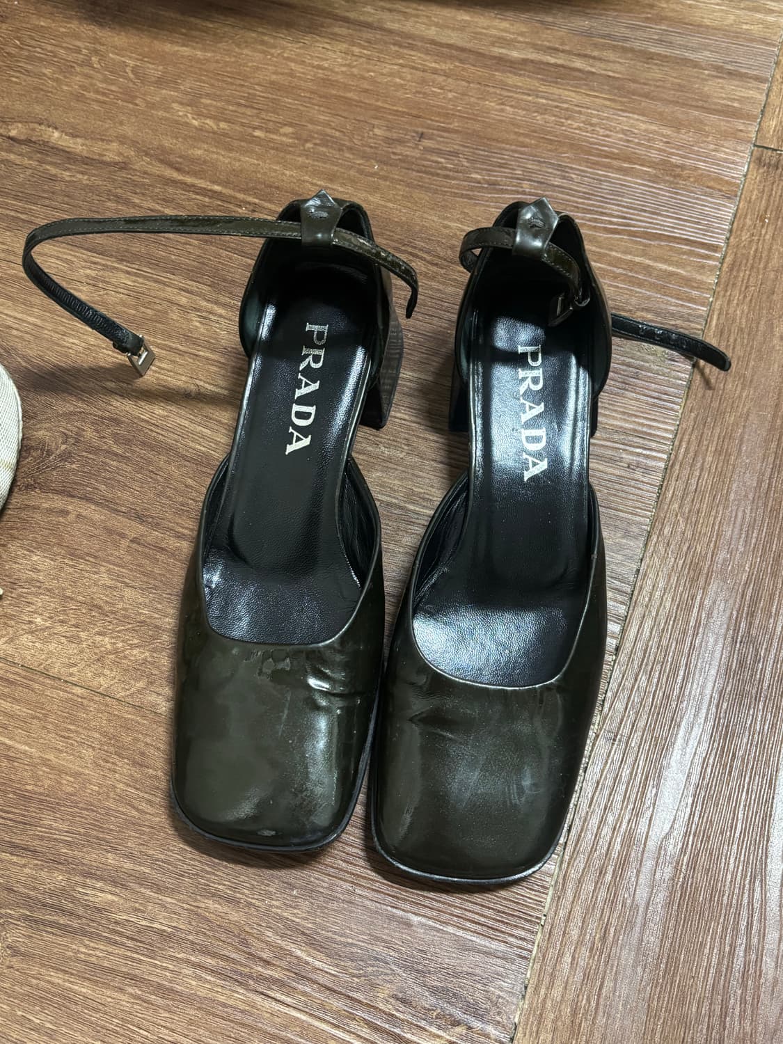 프라다 메리제인 37 상품이미지1