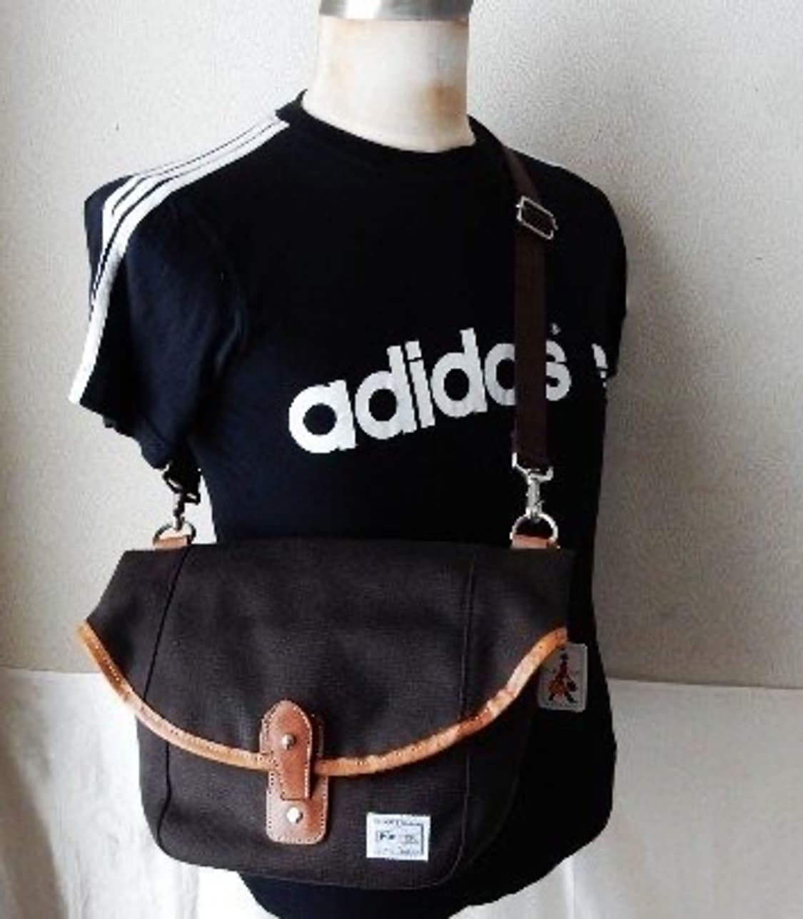 포터 x 메디콤 숄더백 상품이미지2