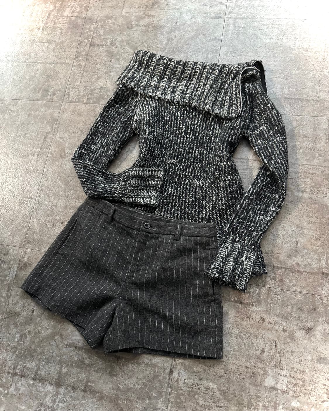 넥 지퍼 오프숄더 니트 울 쇼츠 2pcs SET 상품이미지1