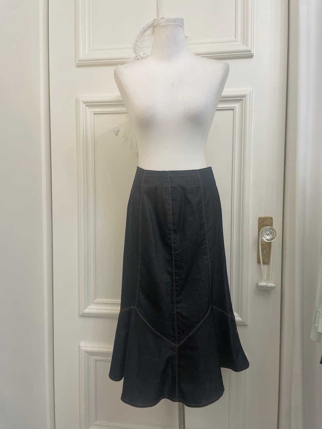 indi denim stitch point flare skirt 상품이미지1