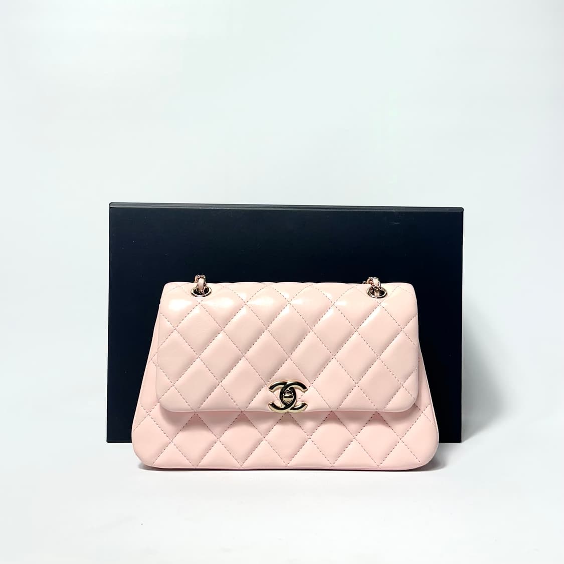  [S급/내장칩] 샤넬 내장칩 스몰 플랩 체인백 램스킨 상품이미지1