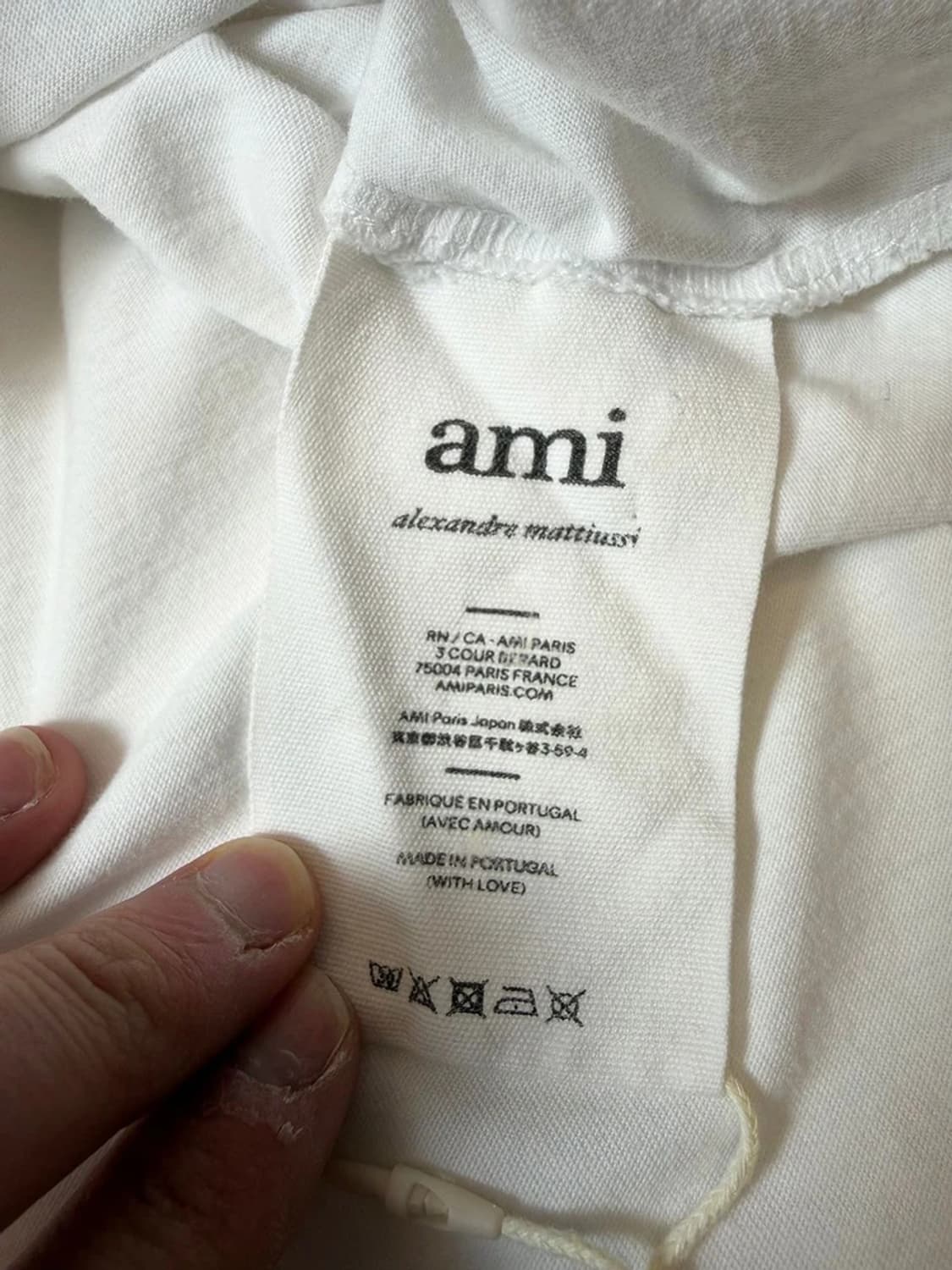 아미 AMI 스몰 하트 로고 반팔 티셔츠 PN9564 상품이미지7