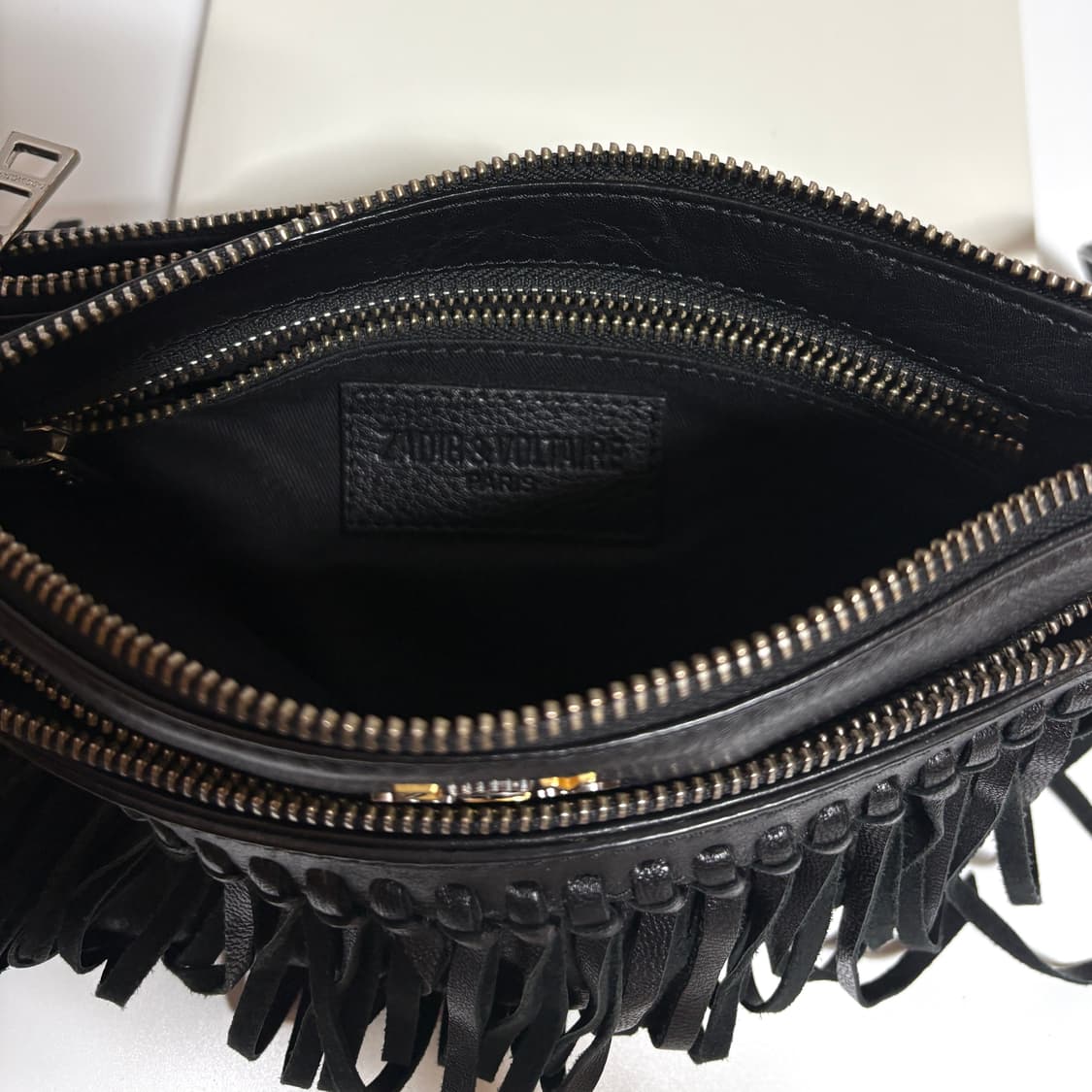 Zadig & Voltaire 쟈딕앤볼테르 크로스백 상품이미지4